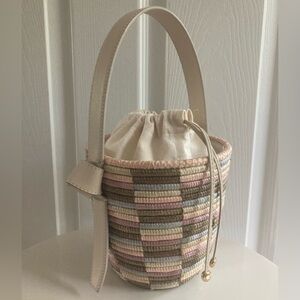 Cesta Collective straw / raffia bucket bag